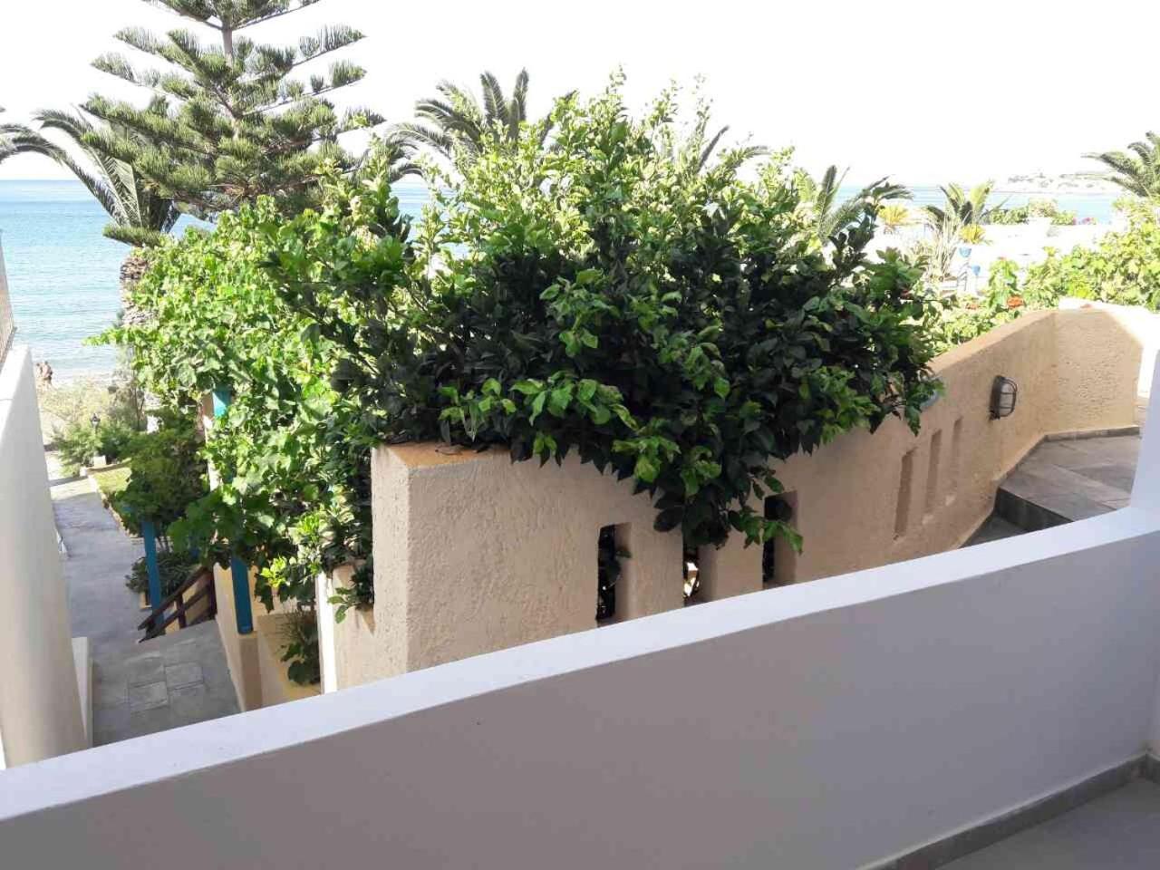 Blue Ocean Apartments Makrýgialos المظهر الخارجي الصورة