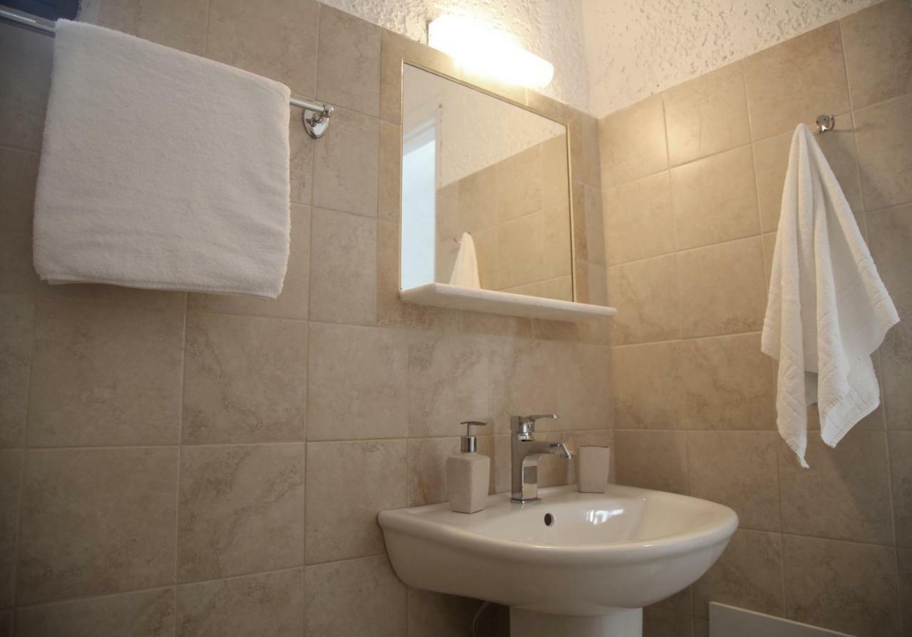 Blue Ocean Apartments Makrýgialos المظهر الخارجي الصورة